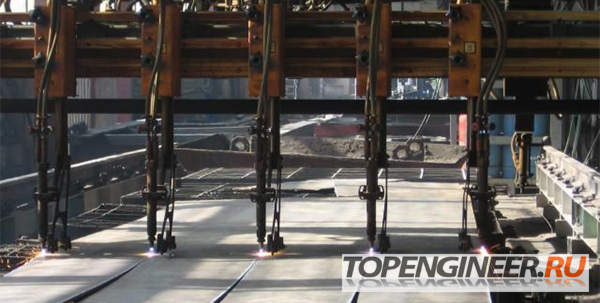 Изготовление сварной балки - процесс резки металла